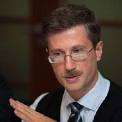 Роман Мельниченко's avatar image